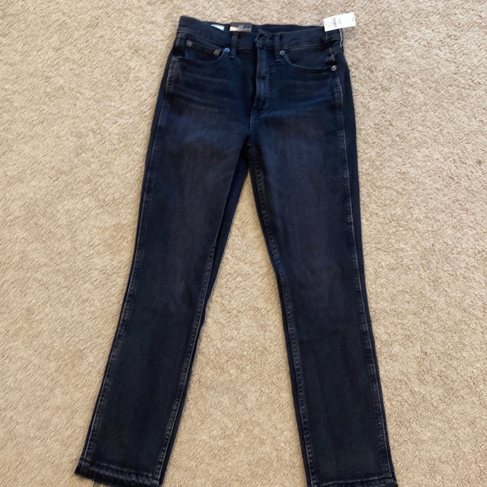 New w tags! Black wash jeans. High waisted ankle length. Too small for me!